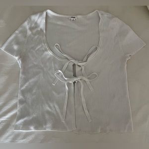 White ribbed tie garage shirt